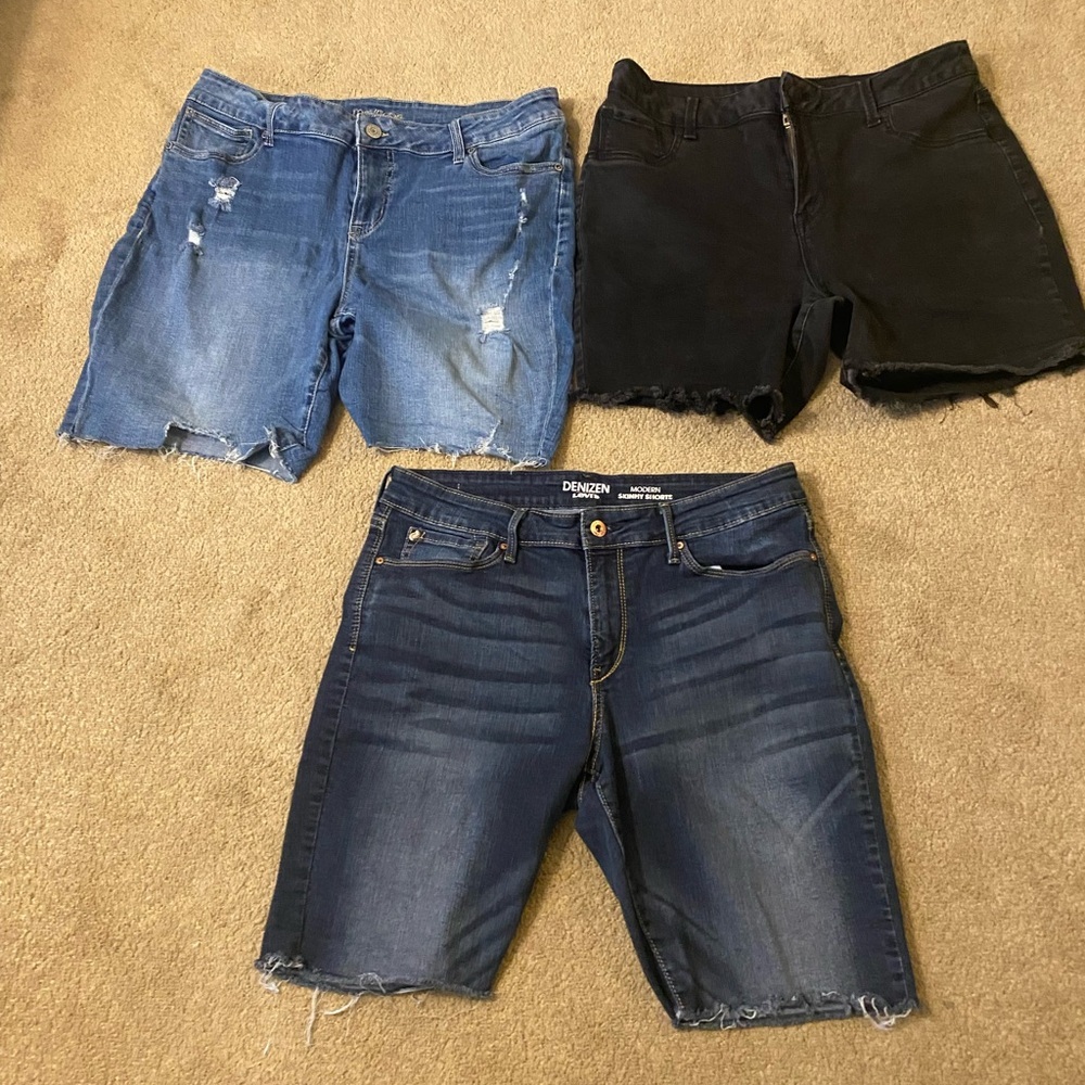 Levis & Maurice’s Women’s Denim and Black Shorts - Blue and Black Bundle of 3